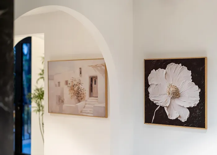 The Royal Hotel & Apartment - Phu My Hung
